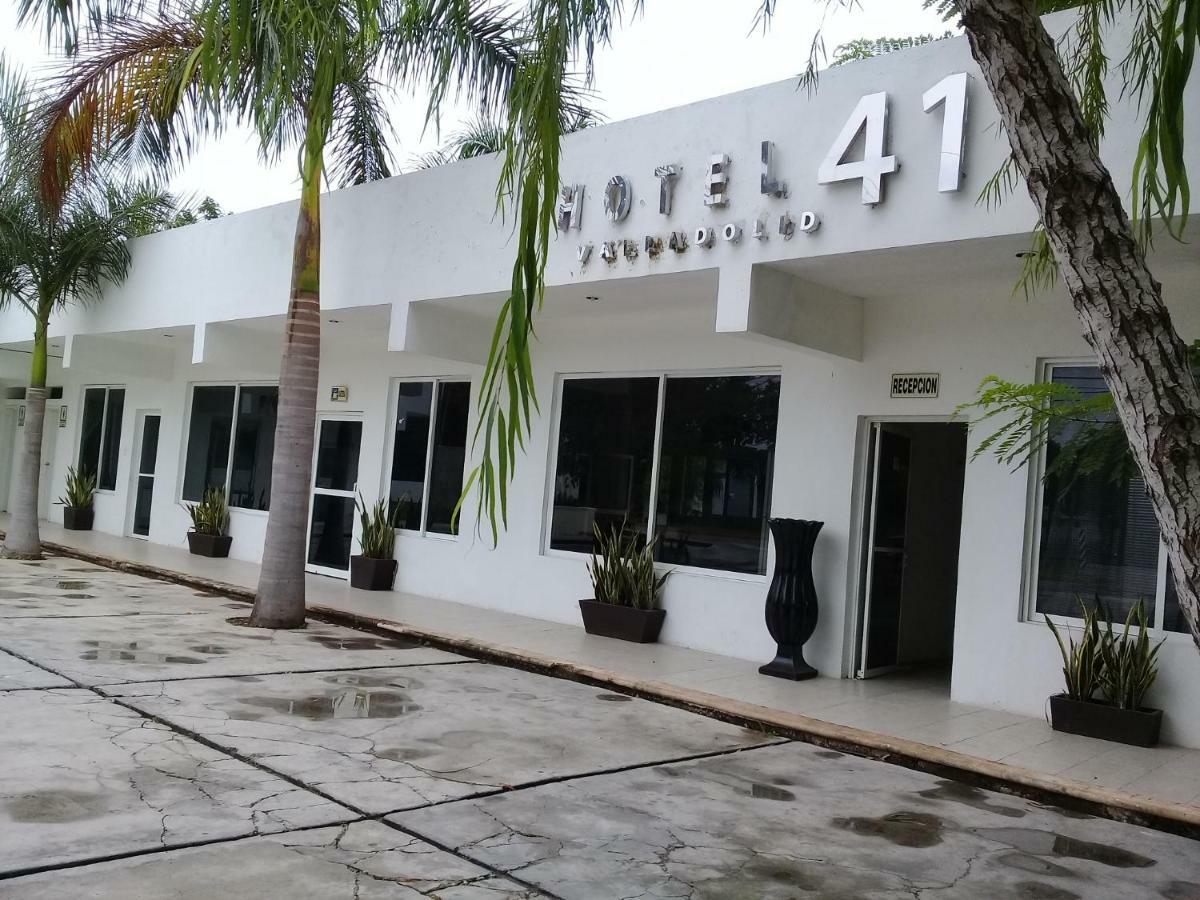 Hotel 41 Valladolid Valladolid  Buitenkant foto