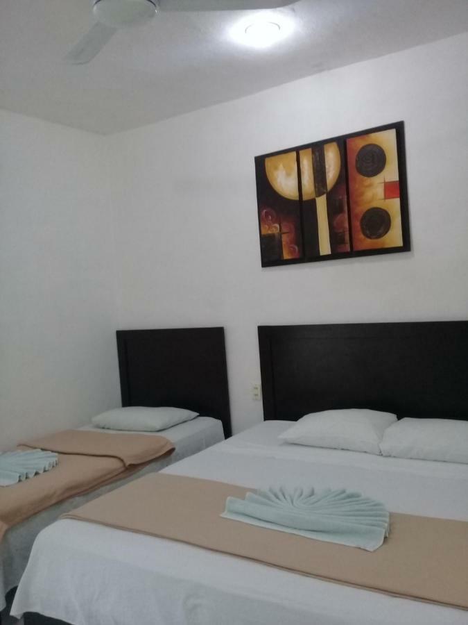 Hotel 41 Valladolid Valladolid  Buitenkant foto