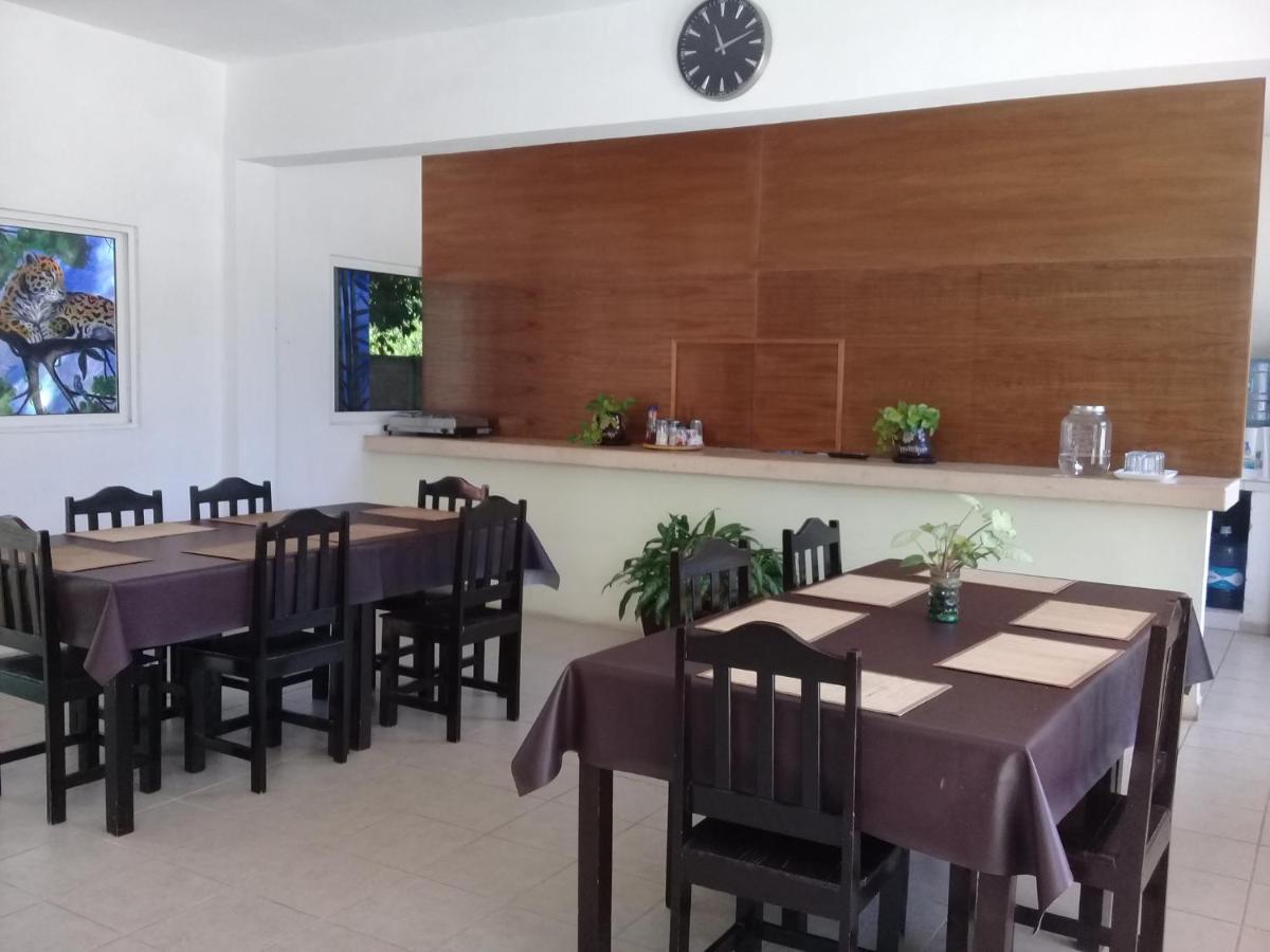 Hotel 41 Valladolid Valladolid  Buitenkant foto